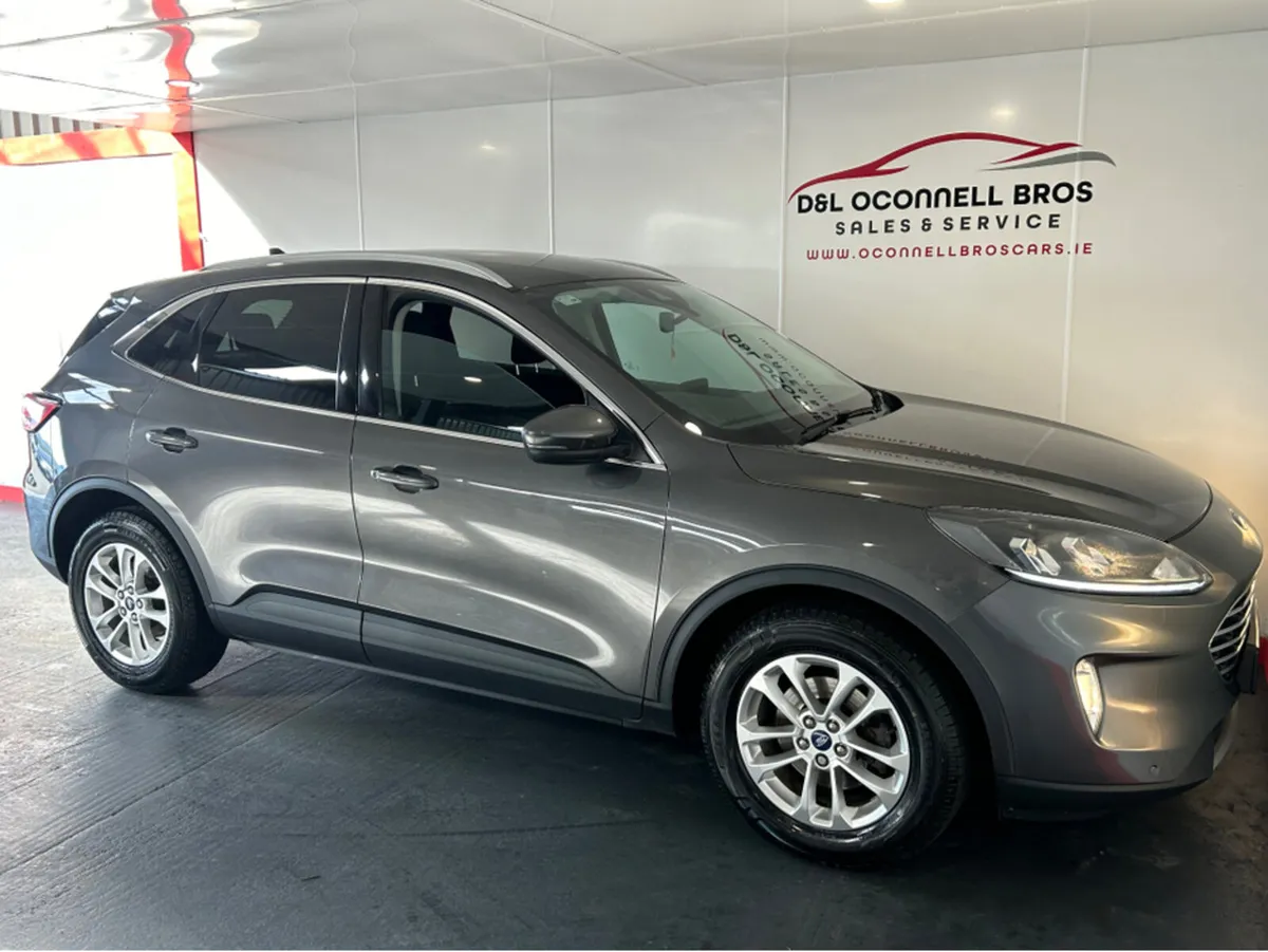 Ford Kuga TITANIUM 5DR 1.5 TD 120 S6.2 M6 F - Image 3
