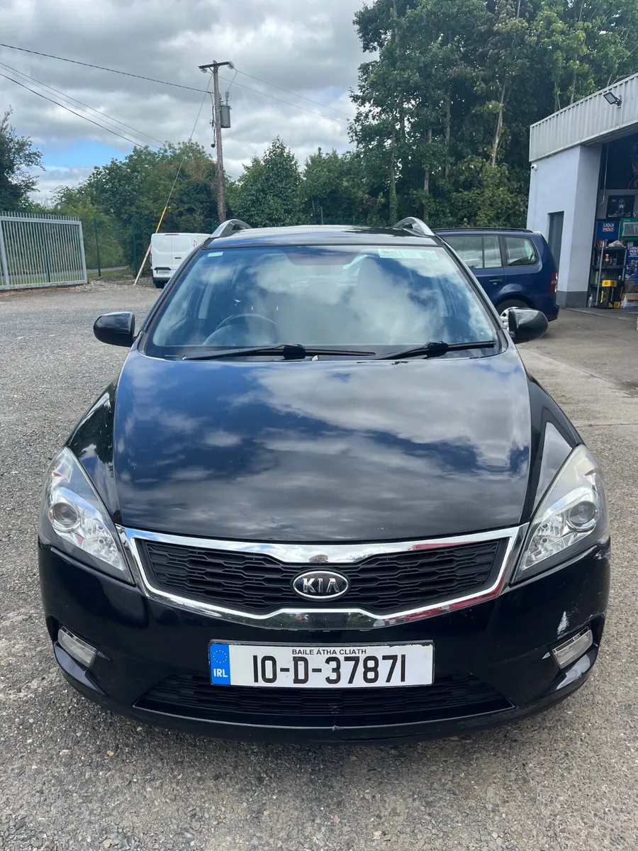 Kia Ceed 2010 - Image 4