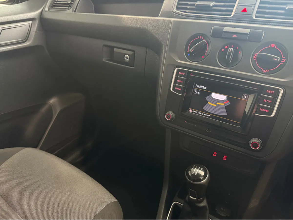 Volkswagen Caddy PV TREND TDI 102HP MANUAL 5SPEED - Image 4