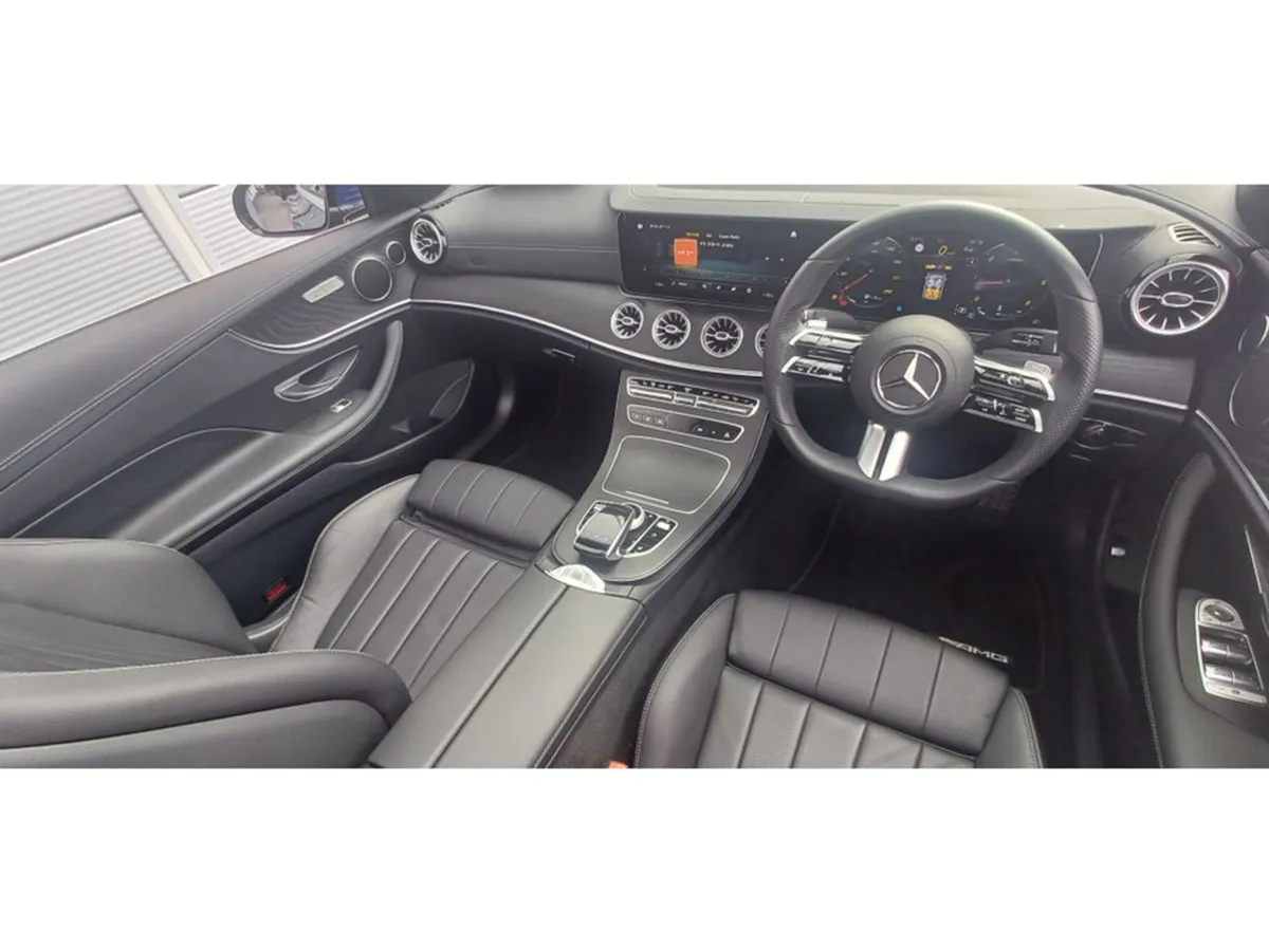 Mercedes-Benz E-Class E220d Convertible AMG Line - Image 4