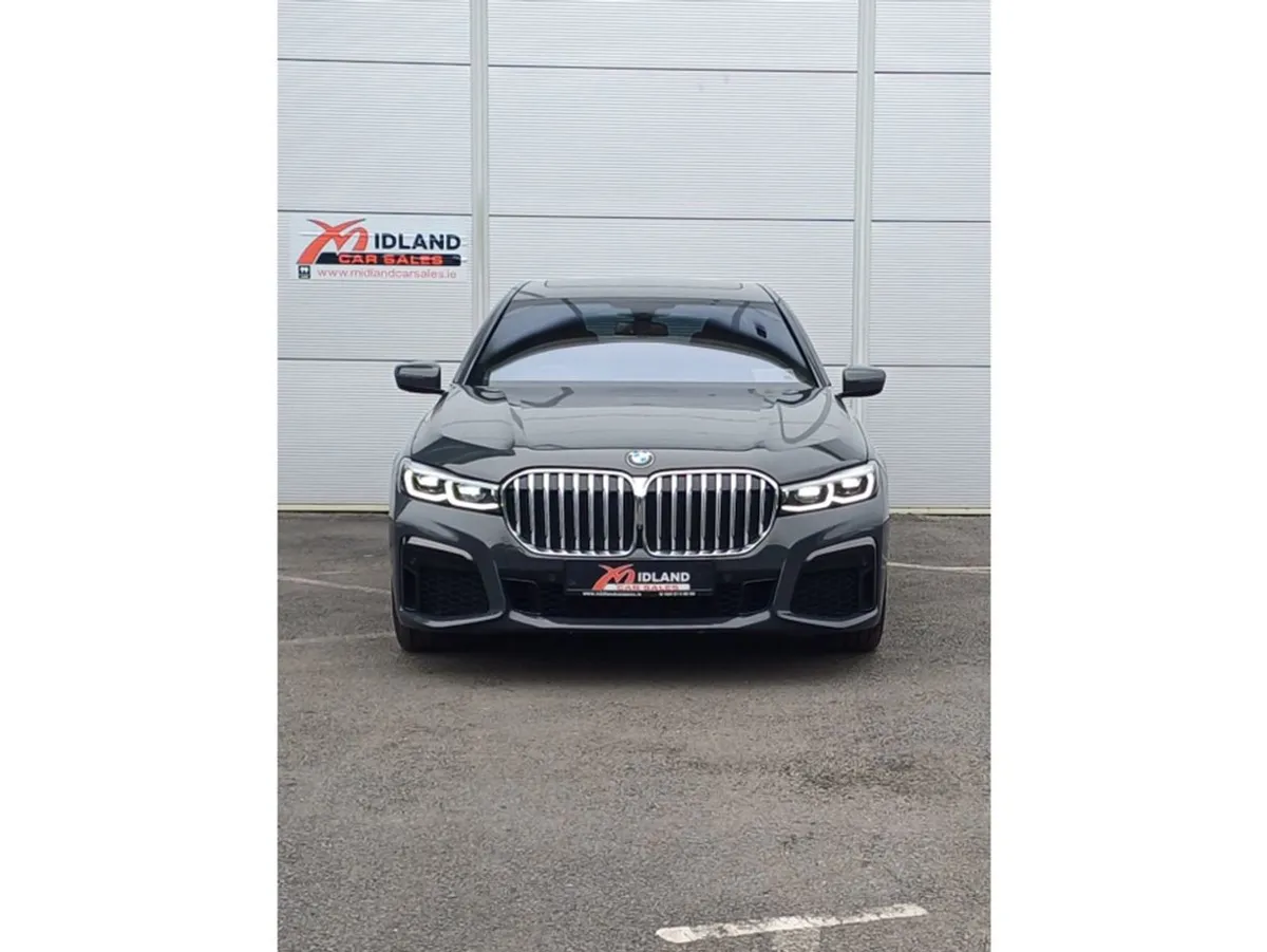 BMW 7 Series 730d M Sport Mhev 4DR Auto - Image 3