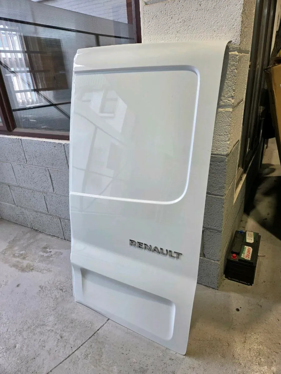 RENAULT Traffic Barn Door - Image 1