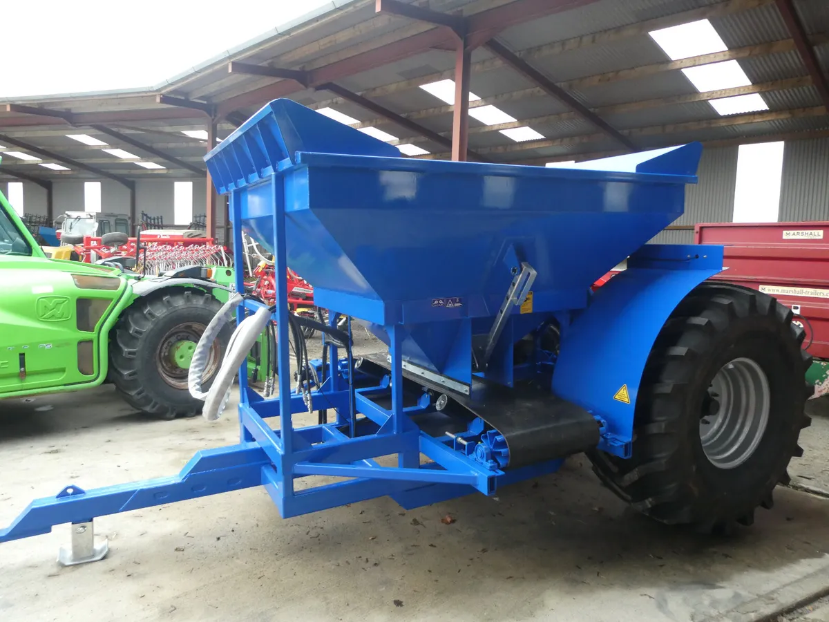 Stone Carts on Oversize Wheels - Image 4
