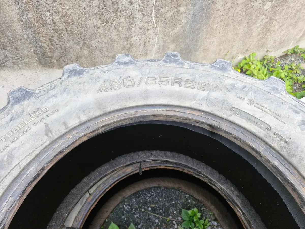 480/65r28 - Image 3