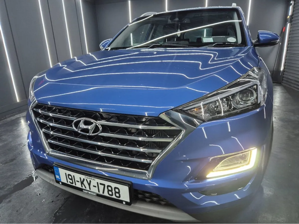 Hyundai Tucson Executive Plus 5DR - Image 3