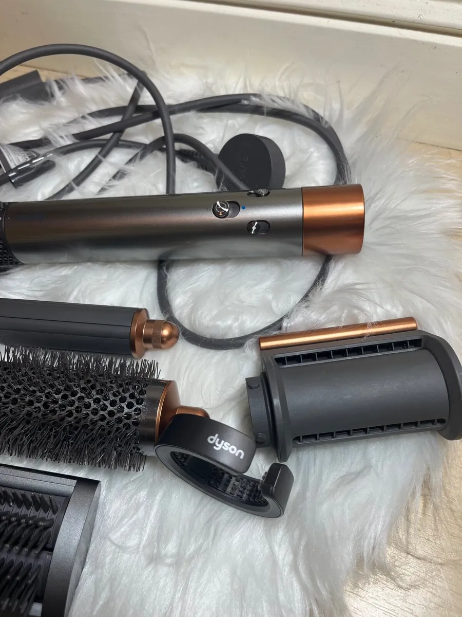 Dyson Airwrap - Image 2