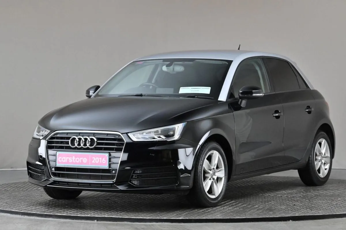 Audi A1 1.0tfsi 95hp S-tronic 5DR  2tone Roof par - Image 3