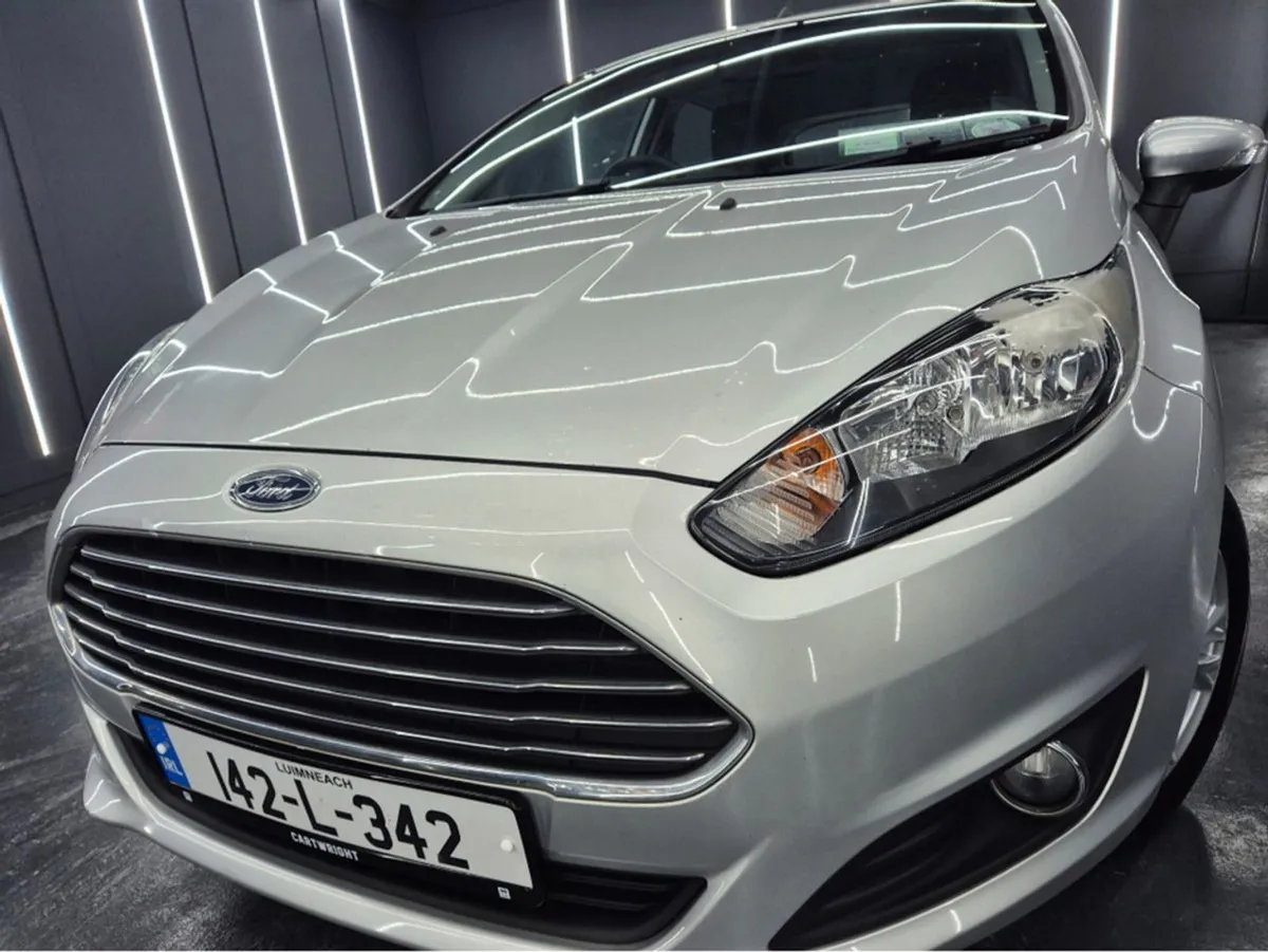 Ford Fiesta Zetec 1.5d 75ps 4DR - Image 3