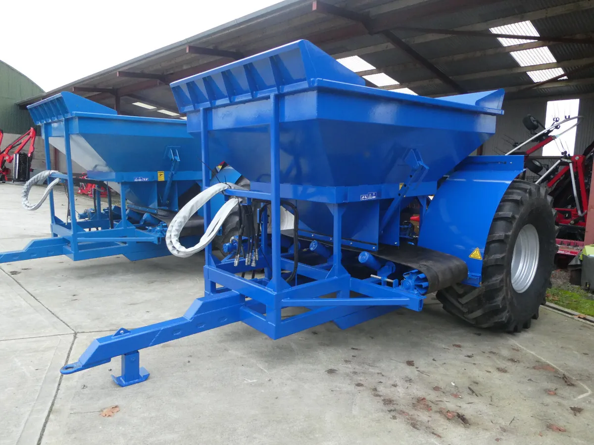 Stone Carts on Oversize Wheels - Image 1