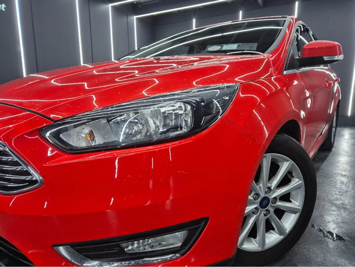 Ford Focus 1.0 Titanium Ecoboost 12 125PS 5DR AU - Image 3