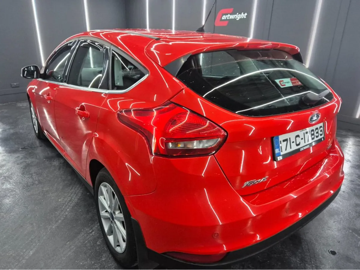 Ford Focus 1.0 Titanium Ecoboost 12 125PS 5DR AU - Image 4