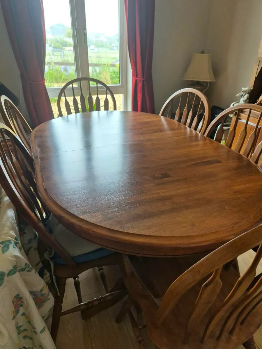 Dining table - Image 2