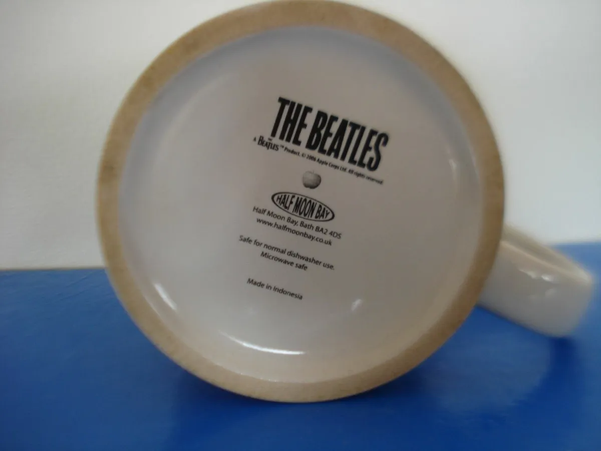 THE BEATLES BAND  COLLECTOR MUGS. 2. - Image 4