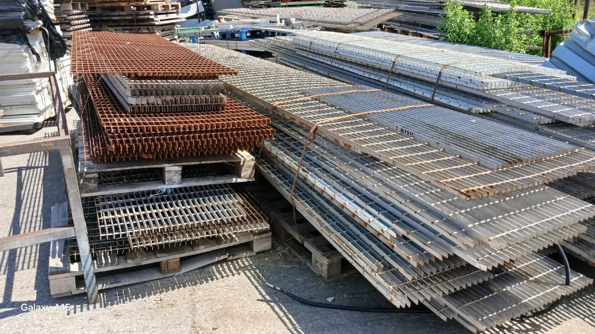 Galvanised Walkway Flow Forge Grate Panels - Image 2