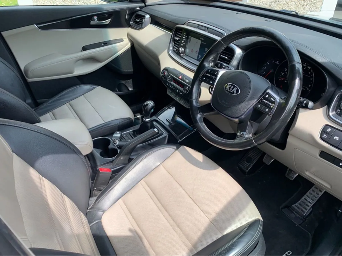 Kia Sorento K2 5DR 2wd 7 Seater 2027 NCT - Image 2