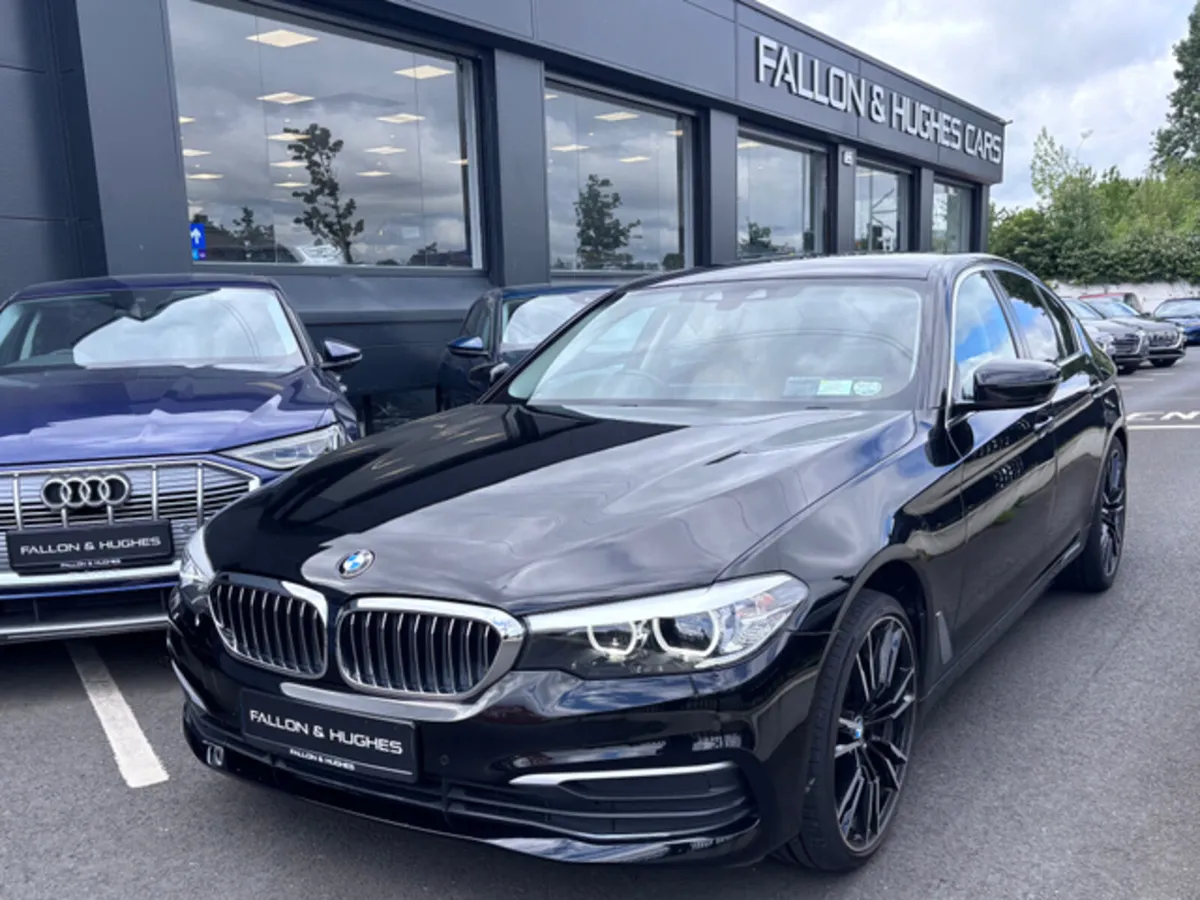BMW 5 SERIES 520D G30 AUTO // TAN LEATHER INTERIOR - Image 1