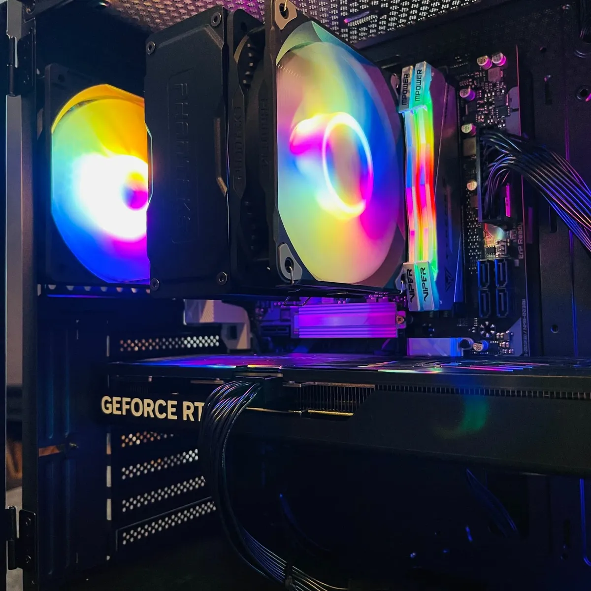 PC Gaming Ryzen 7 7700, RTX 5060 Ti 16GB, 32GB RAM - Image 2