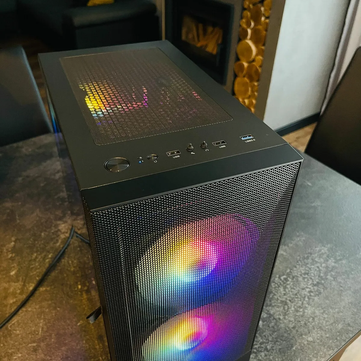 PC Gaming Ryzen 7 7700, RTX 5060 Ti 16GB, 32GB RAM - Image 3