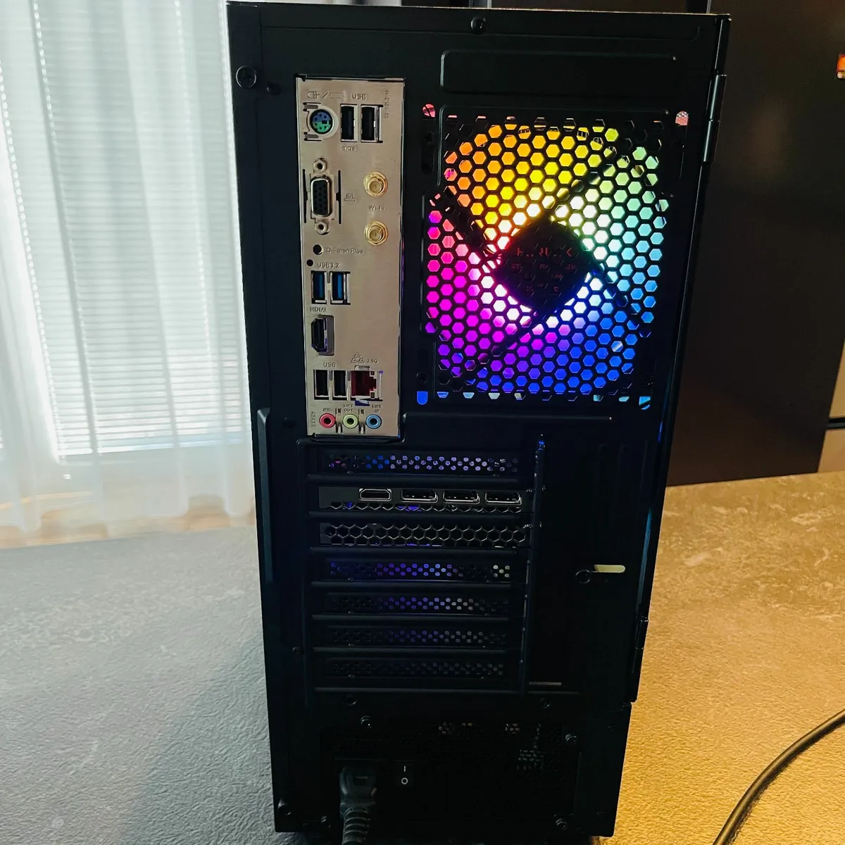 PC Gaming Ryzen 7 7700, RTX 5060 Ti 16GB, 32GB RAM - Image 4