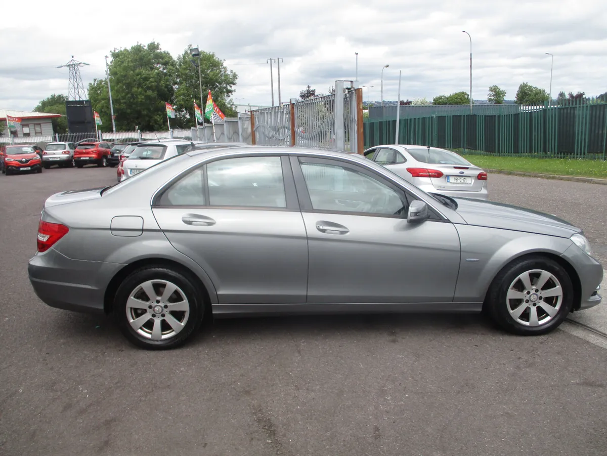 Mercedes-Benz C-Class 2012 ONLY 82KLMS - Image 4