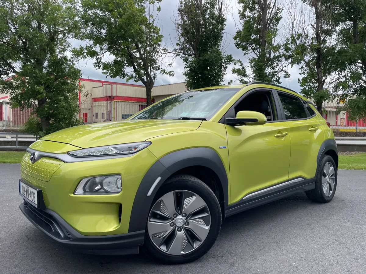 64KW - ELECTRIC - AUTO - APPLE PLAY - LEATHER - - Image 1