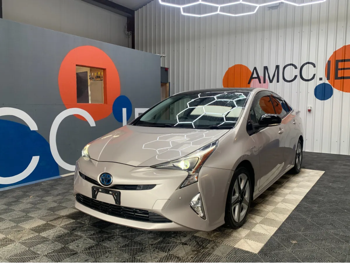 Toyota Prius 1.8 HYBRID / 60k KMs / Cruise Control - Image 3