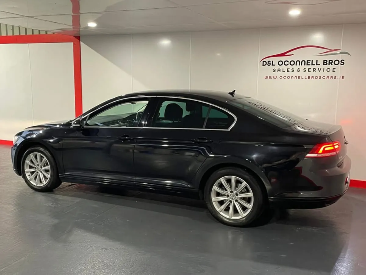 Volkswagen Passat CL 2.0 TDI MANUAL 6SPEED FWD 150 - Image 3