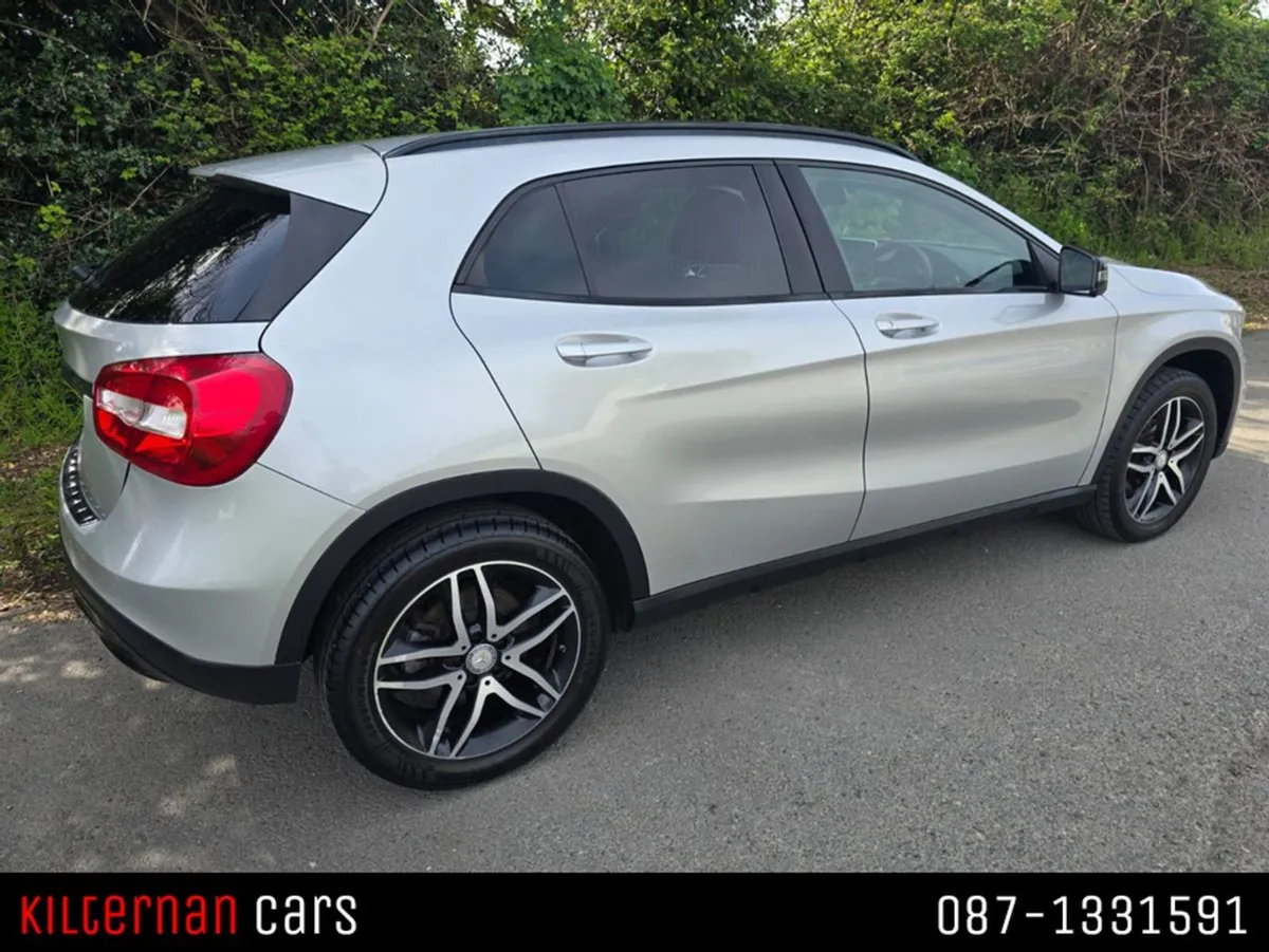 Mercedes-Benz GLA Class 200 D Urban 5DR Auto - Image 4