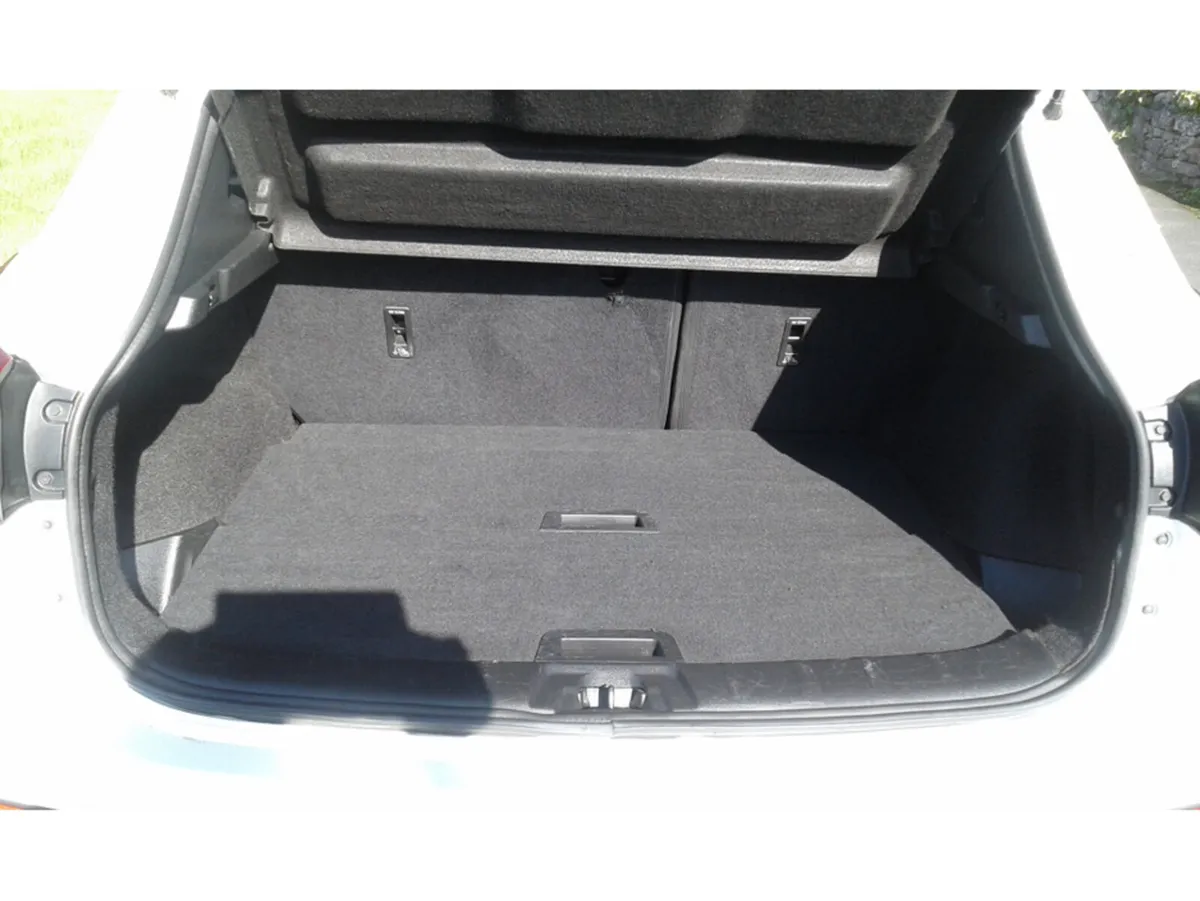 Nissan Qashqai N-CONNECTA DCI - Image 4