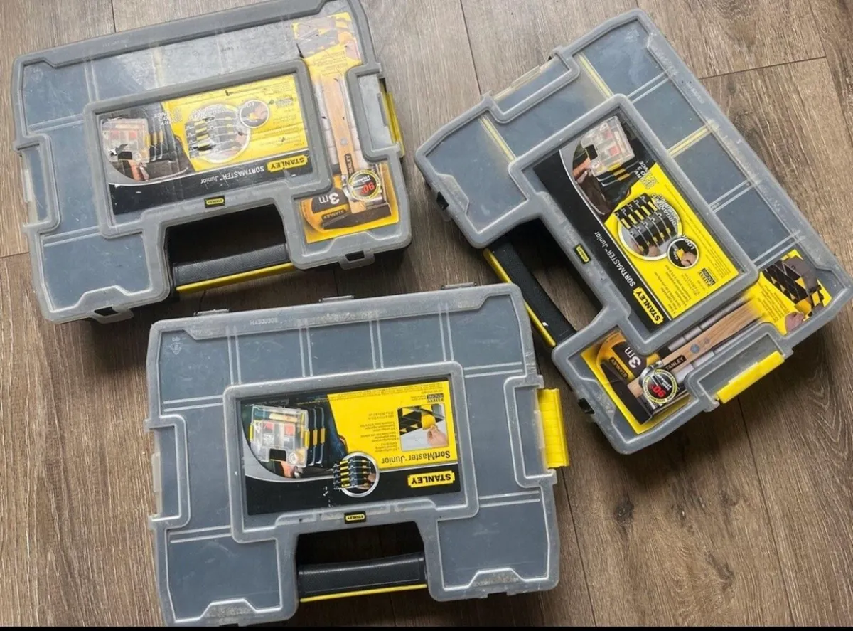 Three hard plastic tools boxes - Image 4