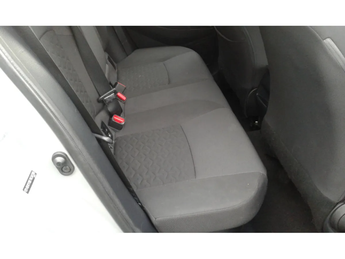 Toyota Corolla ICON HEV CVT - Image 3