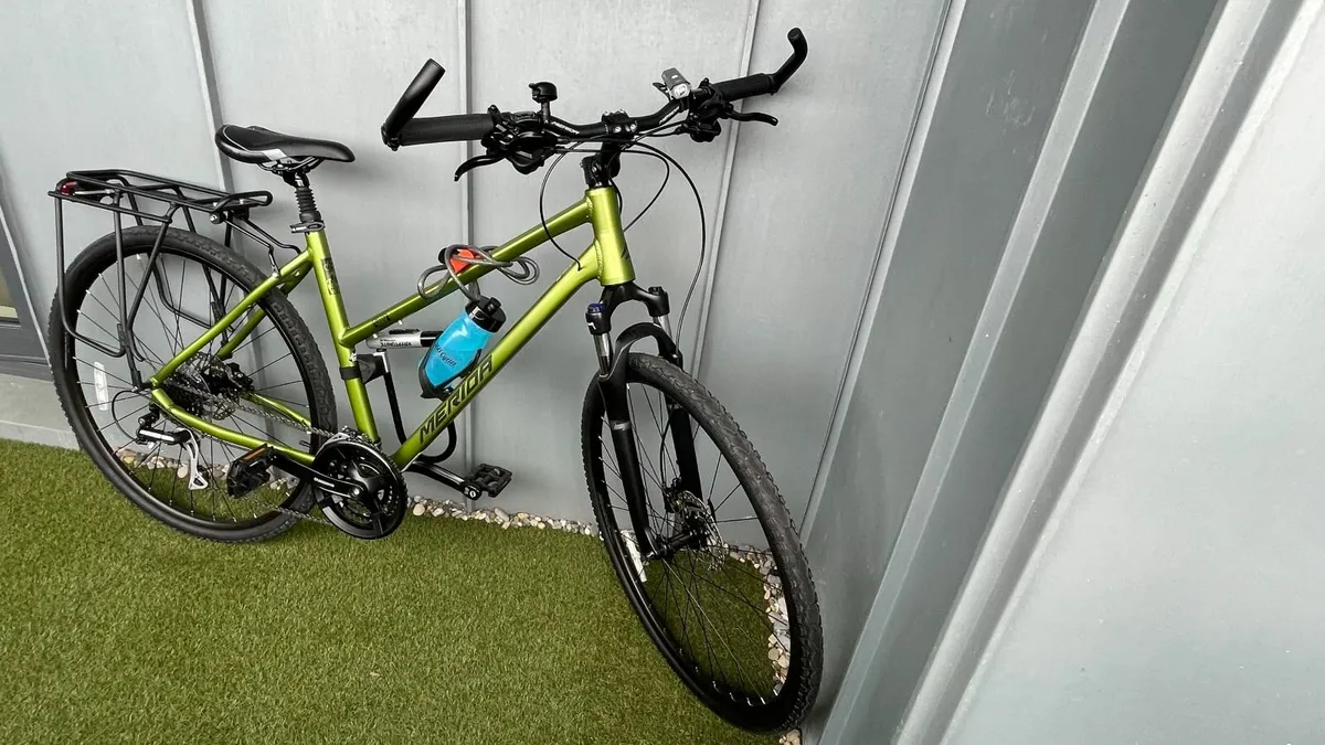 MERIDA Hybrid Bike - Image 2