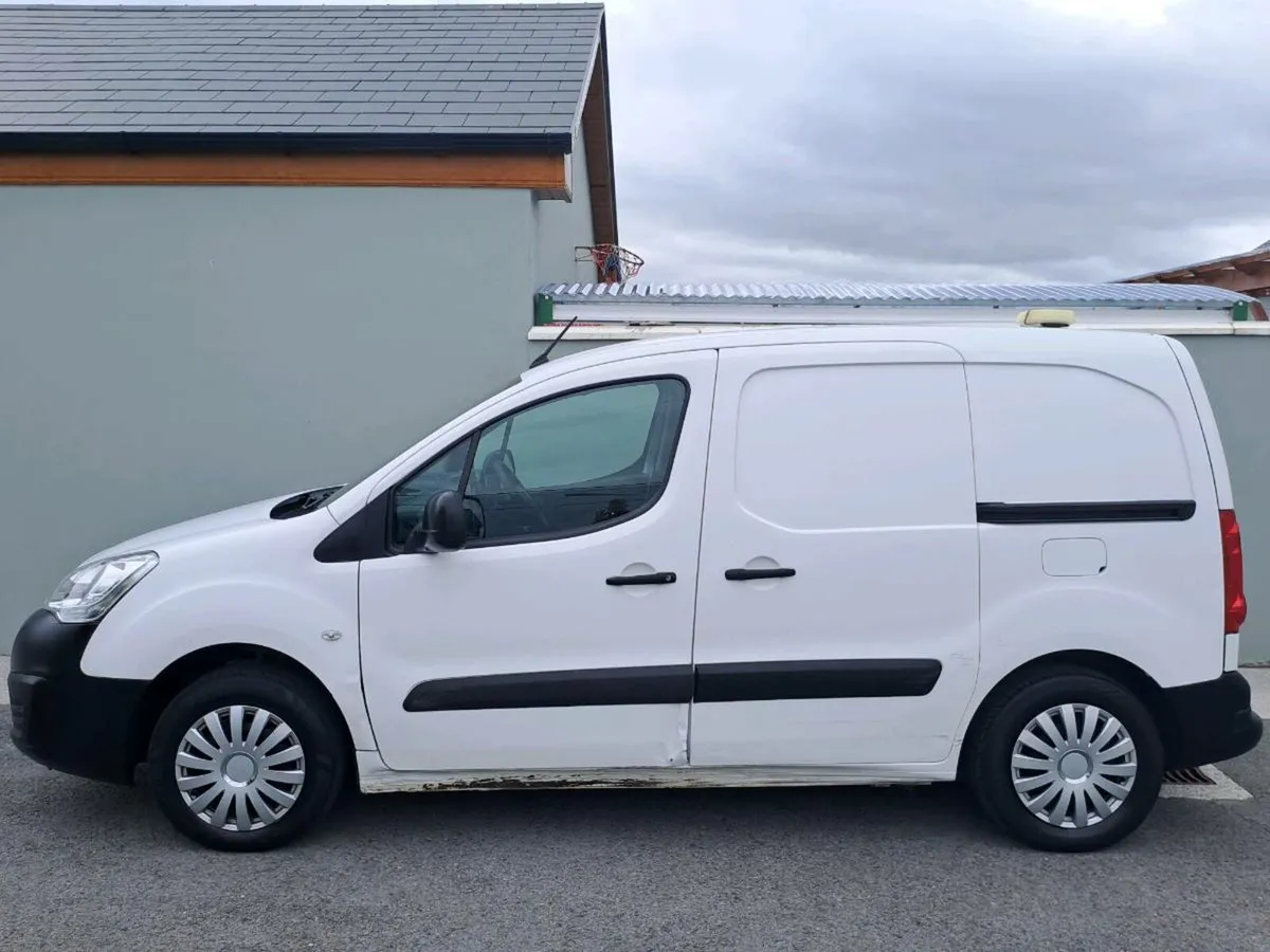 2018 Citroen Berlingo Taxed and Tested - Image 2