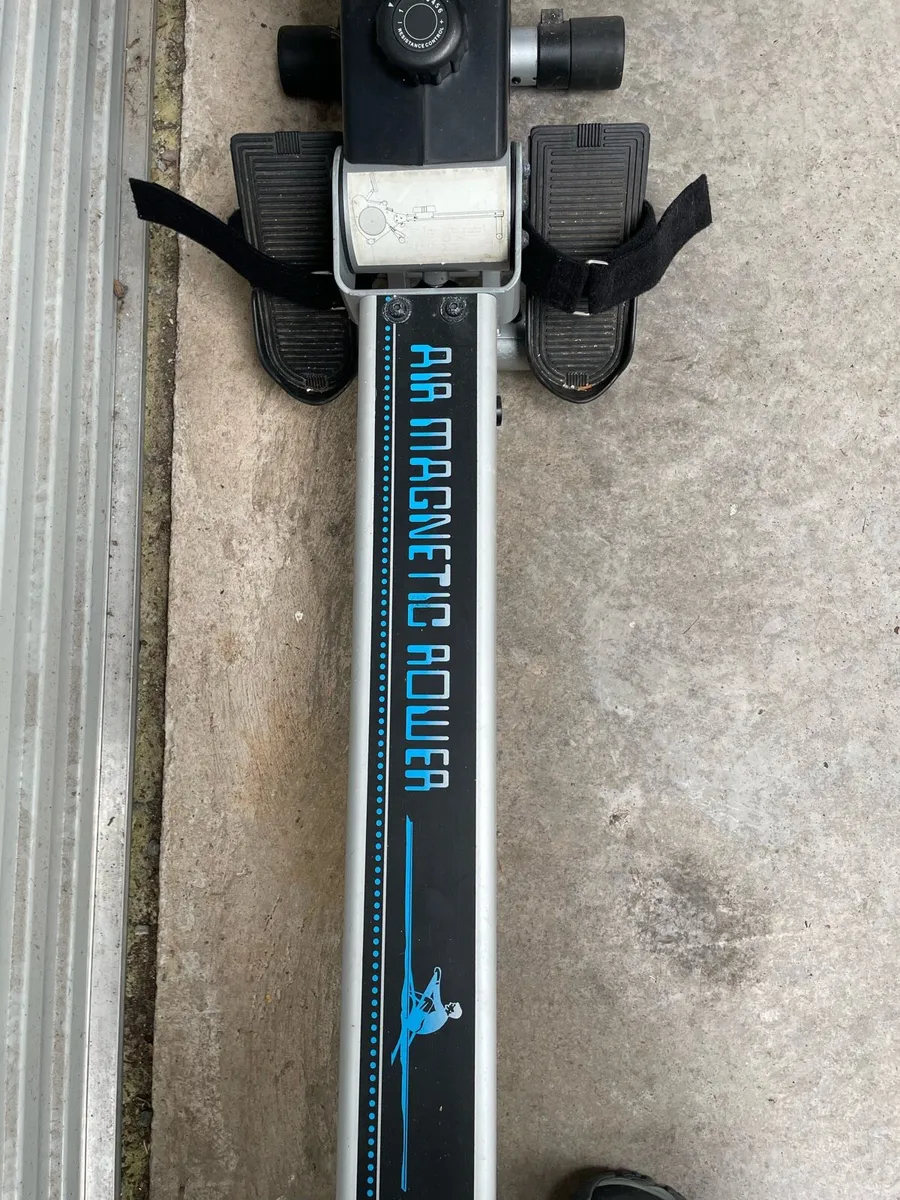 Rowing machine - Image 3
