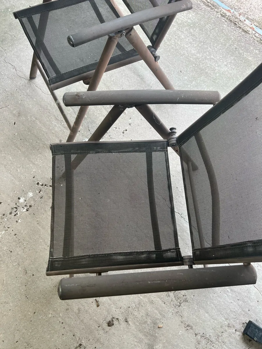 2 garden chairs - Image 2