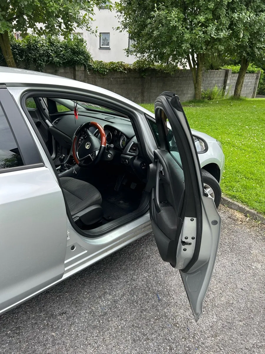 Vauxhall Astra - Image 3
