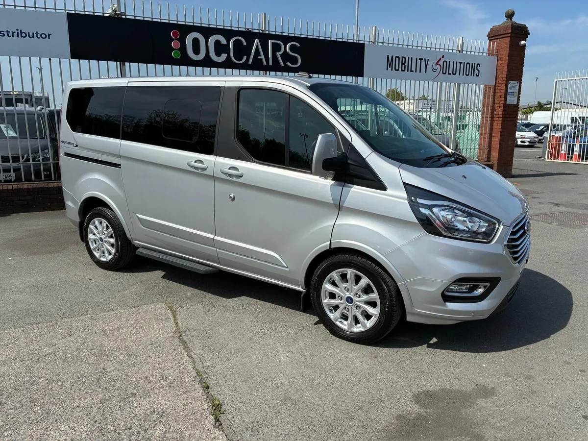 2022 Ford Tourneo Custom Independence RE - Image 2