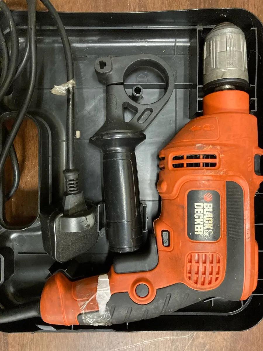 Black decker drill - Image 1