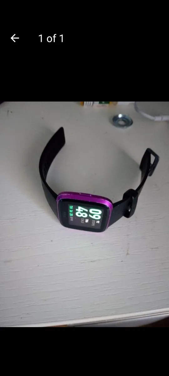 Fitbit Versa Smart Watch