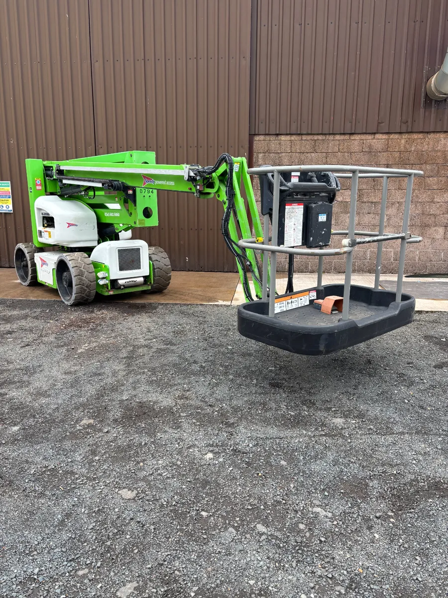 Nifty Lift HR15N Articulating Boom Lift - Image 1