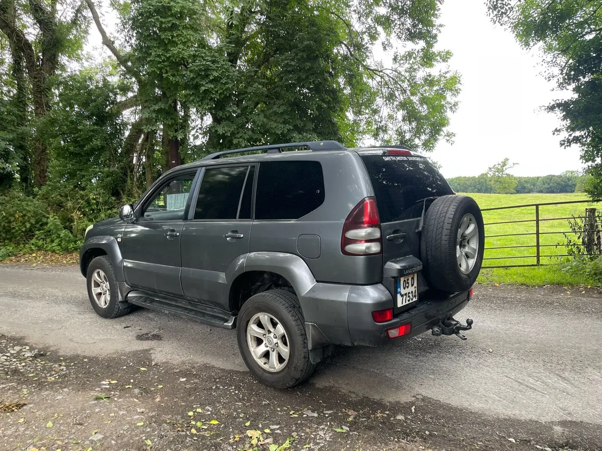 Toyota Land Cruiser - Image 4