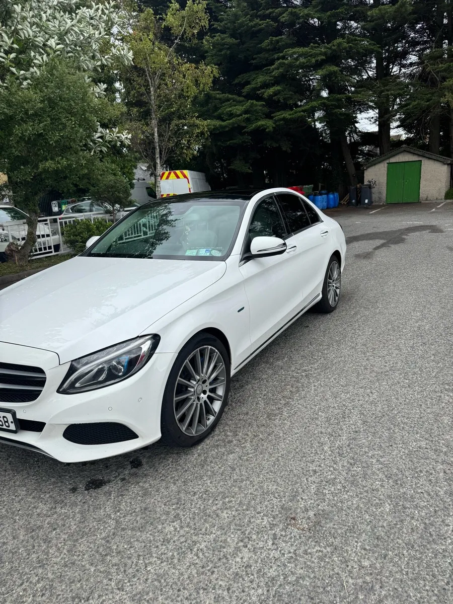 Mercedes c350e very clean - Image 3