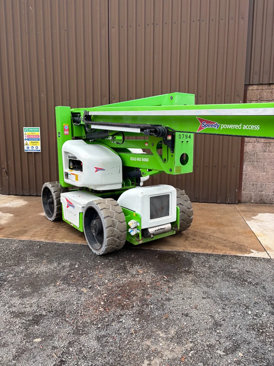 Nifty Lift HR15N Articulating Boom Lift - Image 2