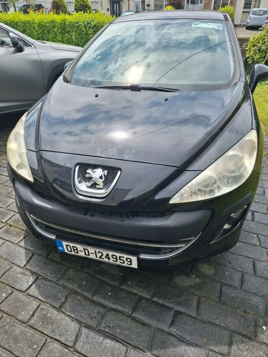 Car - Image 2