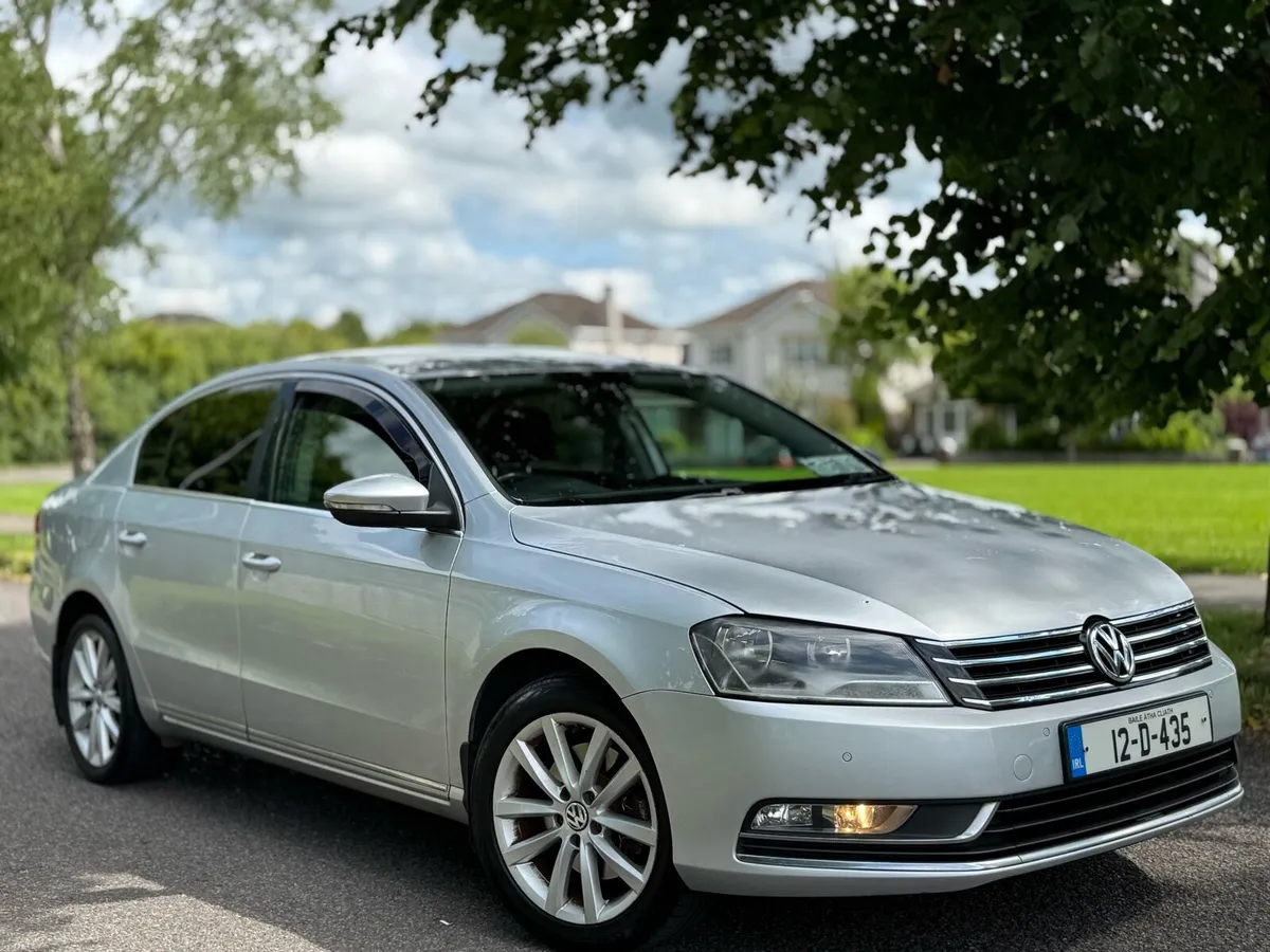 €4250 Volkswagen Passat 1.6 Diesel Highline! - Image 1