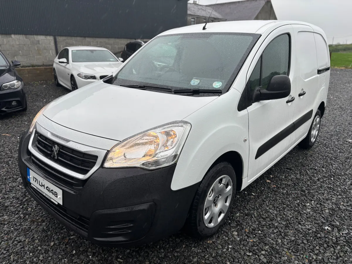 2017 (171) Peugeot Partner | Low KM | No VAT - Image 4