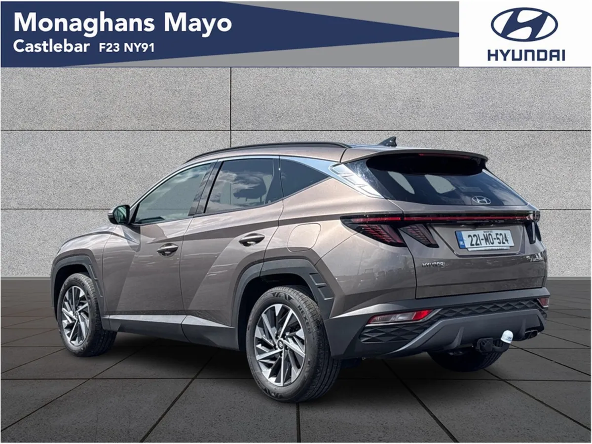 Hyundai Tucson EXECUTIVE PLUS DIESEL 5 5DR - Image 3