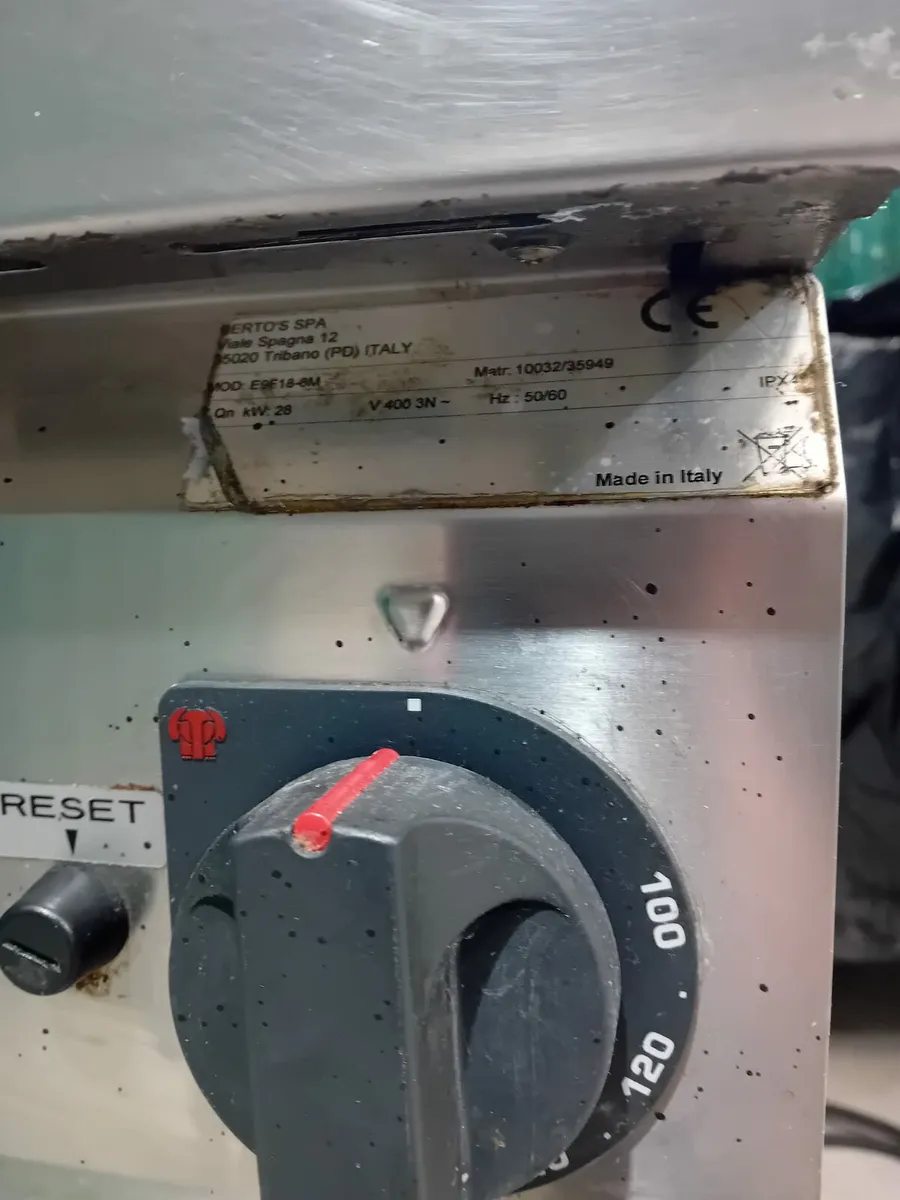 Electric fryer - Image 2