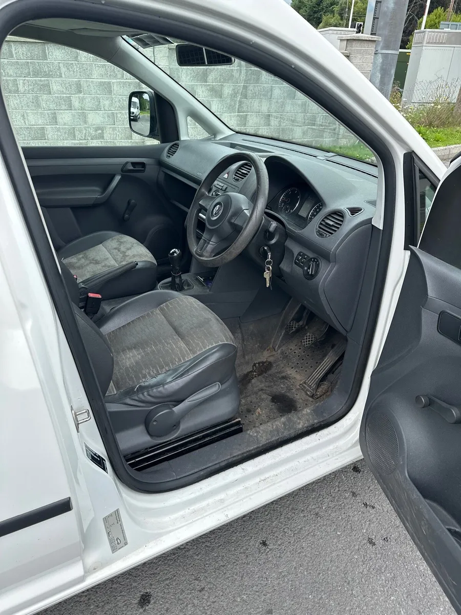 Vw Caddy ((€3,000)) - Image 4