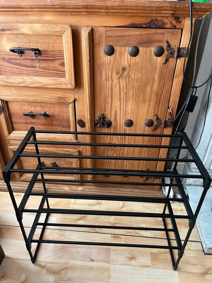 Shoe rack - Image 1